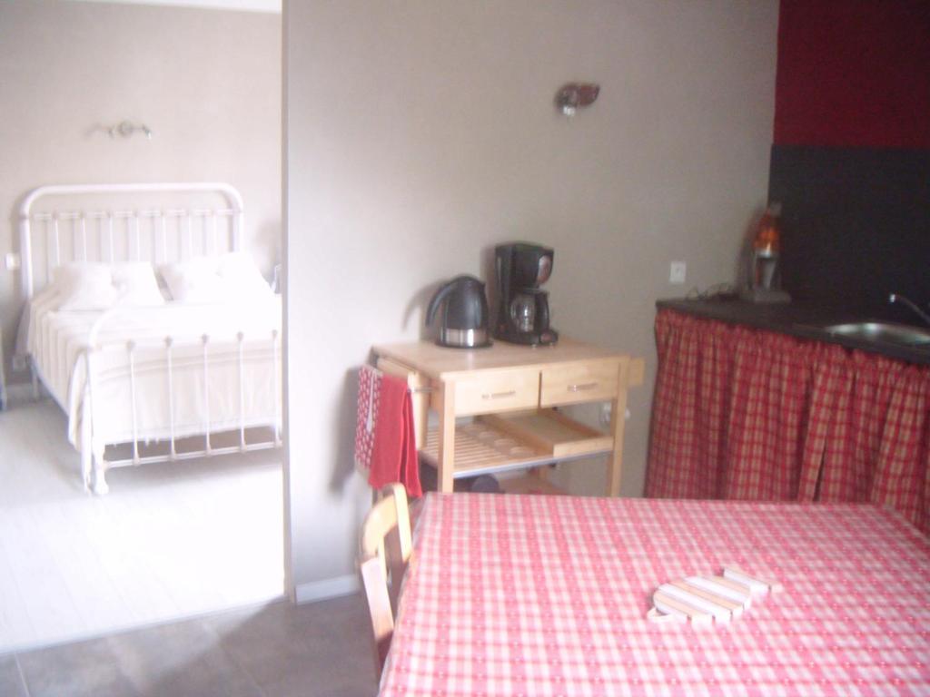 Chambres D'Hotes Vue Mer Entre Plestin Les Greves Et Locquirec Room photo